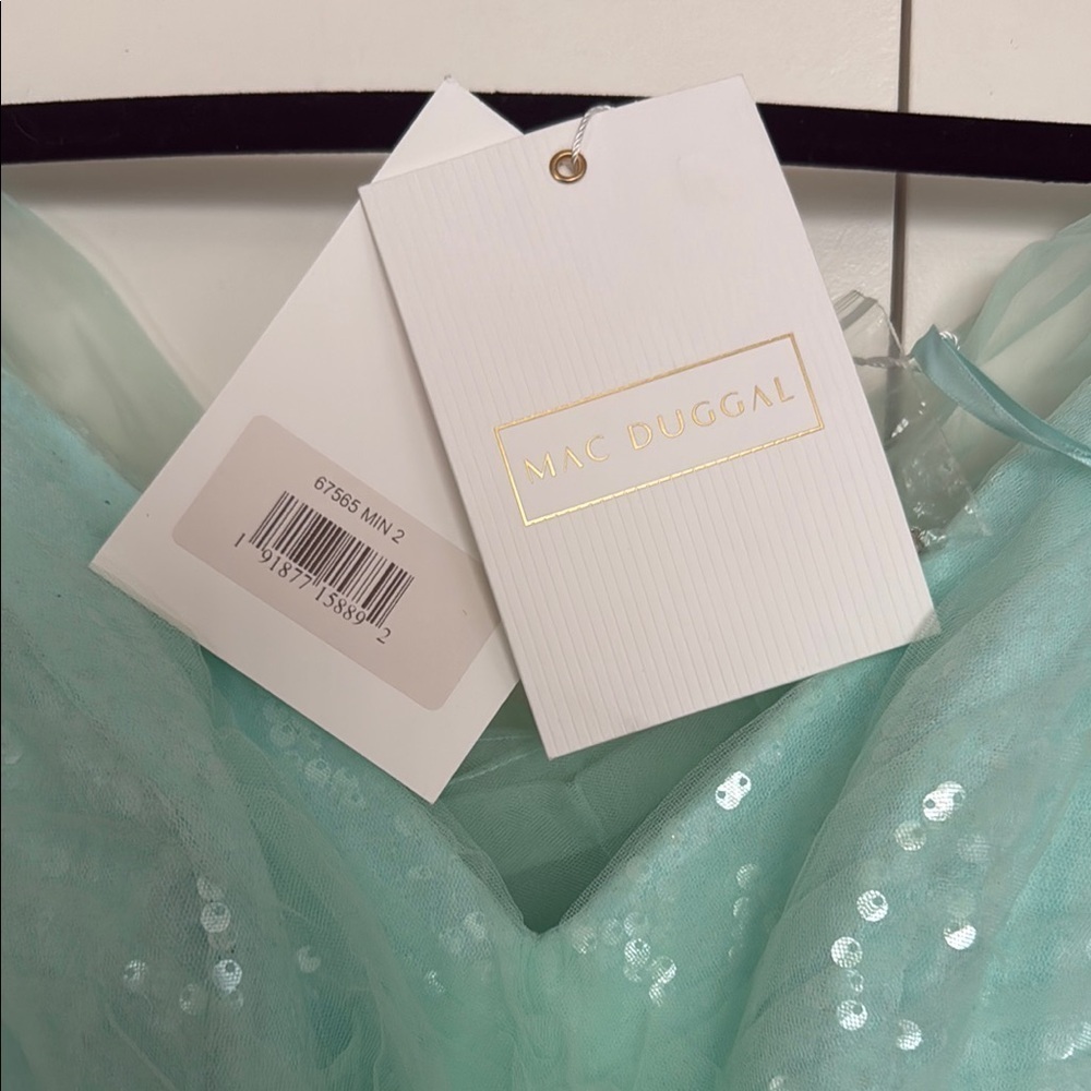 NWT | Mac Duggal 67565 Mint V-Neck Tulle Ballgown with Embellished Belt Size 2 - Picture 6 of 14